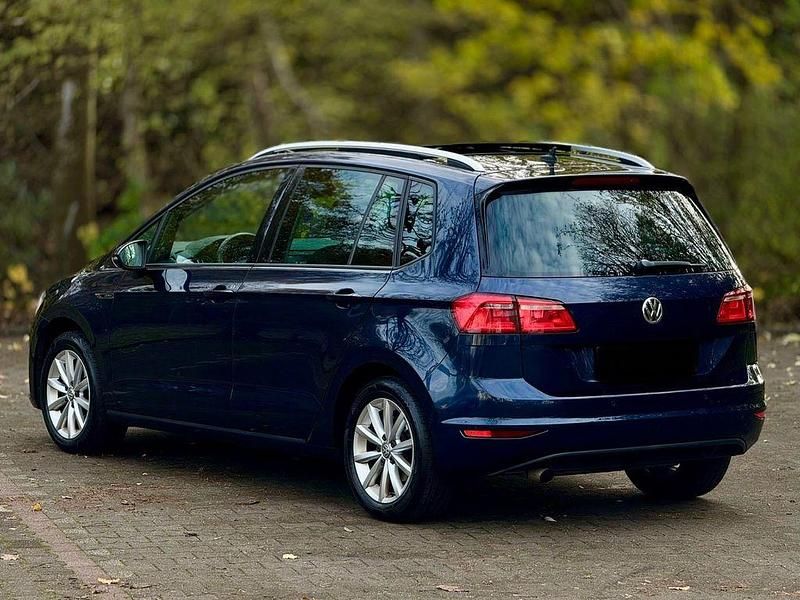 Gebraucht VW Golf Sportsvan LOUNGE 110 PS (80 kW) 2015 Blau Van / Kleinbus
