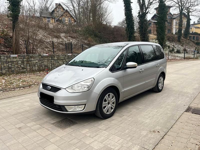 Silber Gebraucht 2008 Ford Galaxy Van / Kleinbus | 5.000 € (Guter Preis) - Bild 1/4