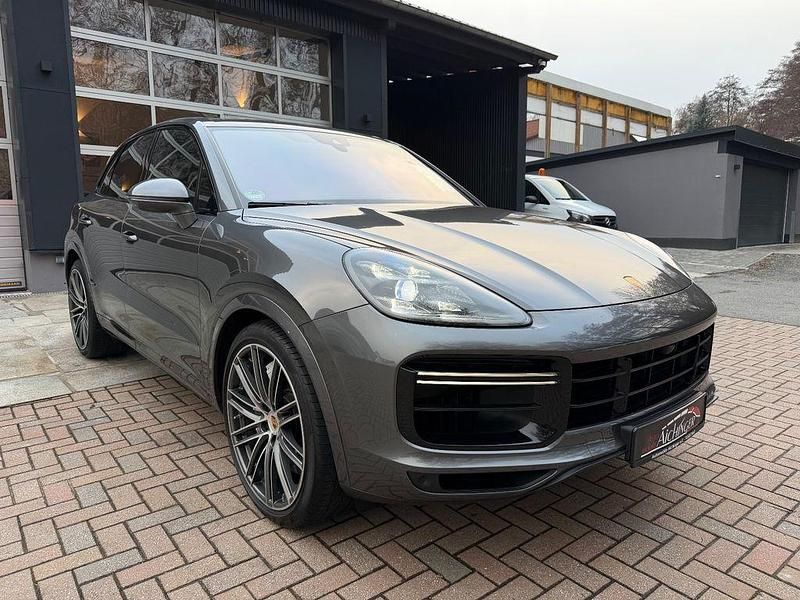 Gebraucht Porsche Cayenne Turbo 549 PS (403 kW) 2019 Grau SUV