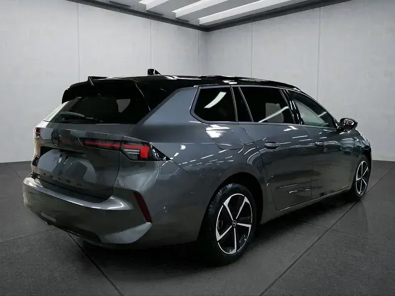 Gebraucht Opel Astra 131 PS (96 kW) 2025 Grau Kleinwagen