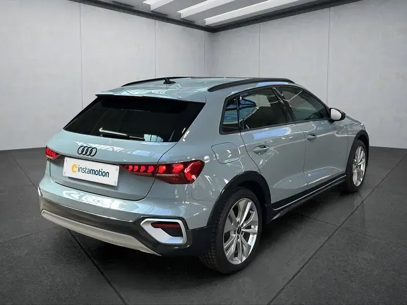 Gebraucht Audi A3 204 PS (150 kW) 2025 Grau Limousine