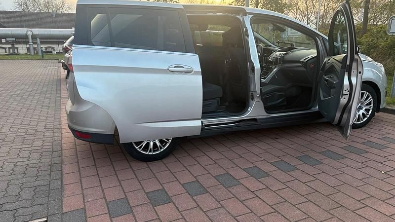 Second-hand Ford C-MAX 115 CP (84 kW) 2011 Monovolum