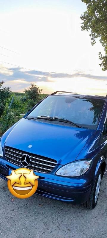Blau Gebraucht 2007 Mercedes Viano Van / Kleinbus | 14.890 € - Bild 1/4