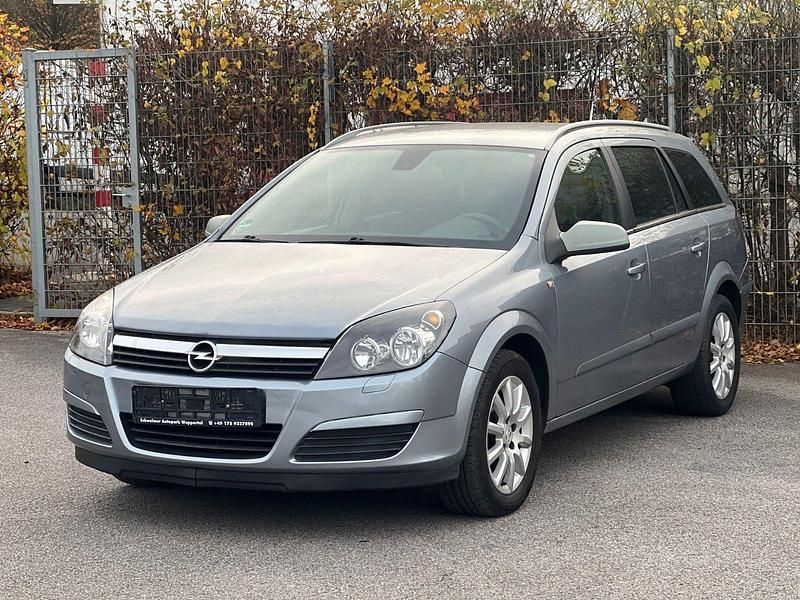 Grau Gebraucht 2004 Opel Astra Kombi | 2.999 € - Bild 1/4