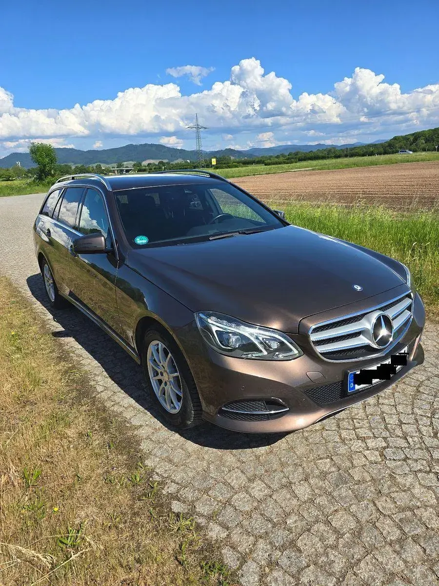 Gebraucht Mercedes E250 Avantgarde 204 PS (150 kW) 2014 Braun Kombi