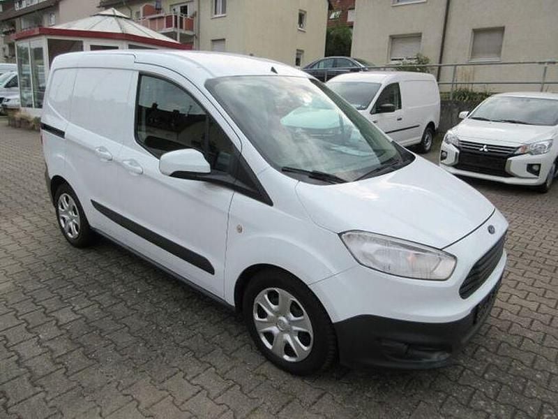 Weiß Gebraucht 2018 Ford Transit Trend Limousine | 8.450 € (Guter Preis) - Bild 1/4