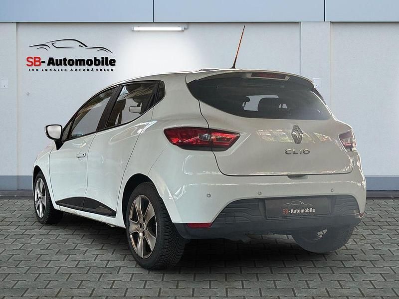Gebraucht Renault Clio IV 118 PS (86 kW) 2016 Weiß Limousine