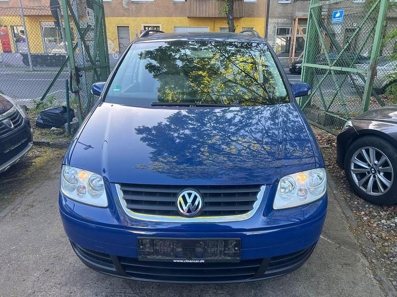 Gebraucht VW Touran Trendline 102 PS (75 kW) 2004 Blau Van / Kleinbus