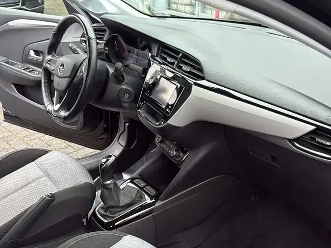 Używany Opel Corsa Basis 75 KM (55 kW) 2023 Czarny Hatchback