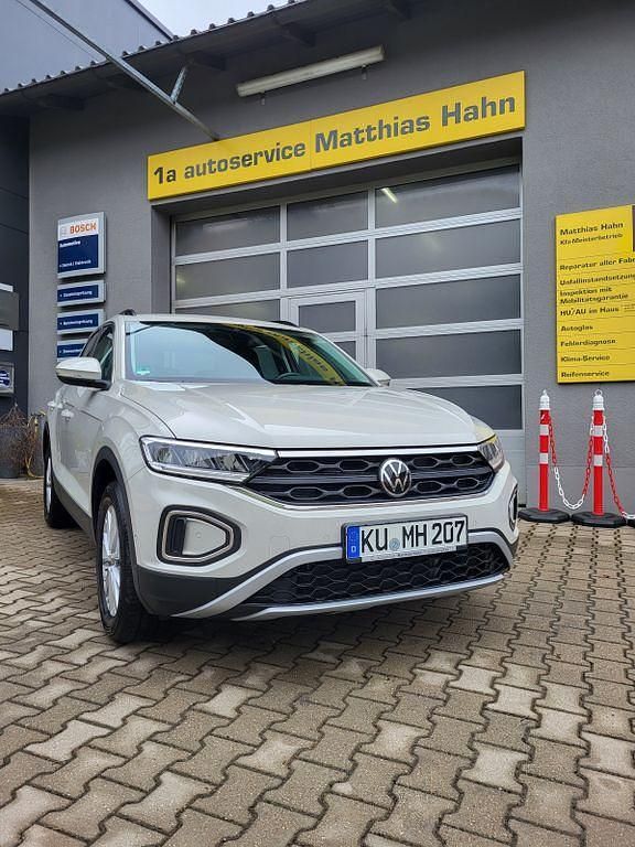 Weiß Gebraucht 2022 VW T-Roc Life SUV | 19.900 € (Guter Preis) - Bild 1/4