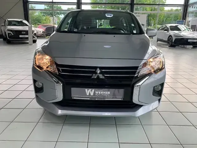 Gebraucht Mitsubishi Space Star Select 71 PS (52 kW) 2023 M) (silber Kleinwagen