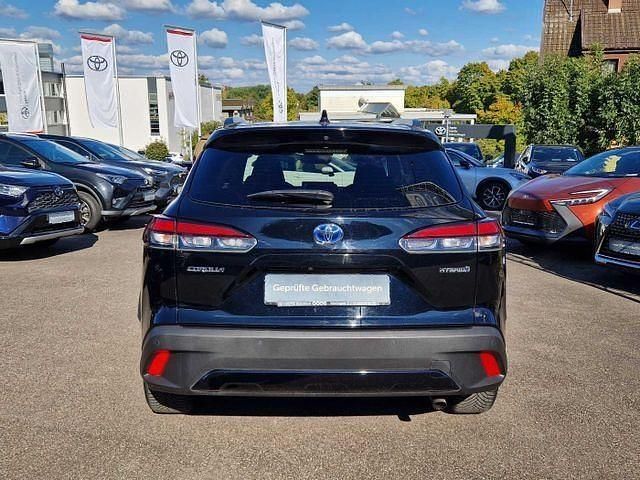 Gebraucht Toyota Corolla Cross Premium 197 PS (144 kW) 2022 Tiefschwarz SUV