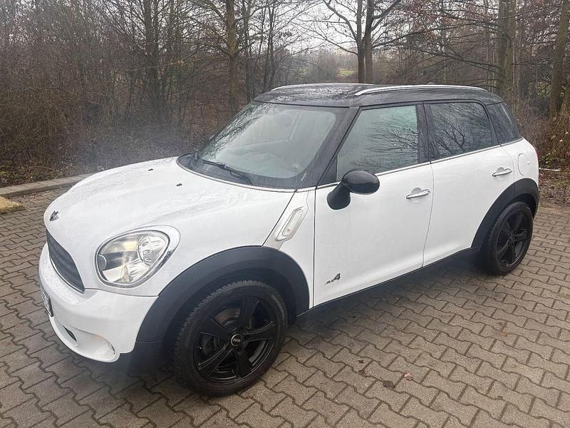 Weiß Gebraucht 2012 Mini Cooper D Countryman SUV | 8.150 € (Guter Preis) - Bild 1/4