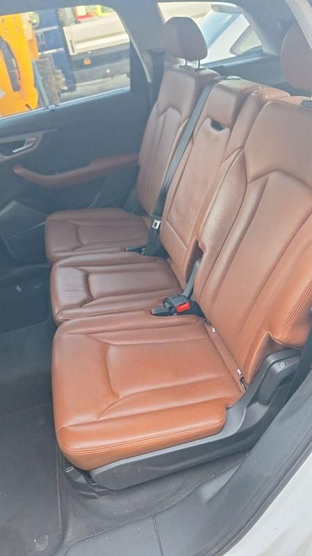 Gebraucht Audi Q7 Ambiente 272 PS (200 kW) 2015 Weiß SUV