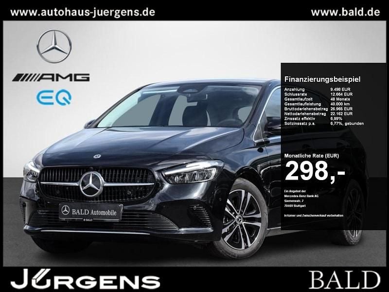 Metalliclack kosmosschwarz Gebraucht 2024 Mercedes B180 Progressive Van / Kleinbus | 30.880 € (Guter Preis) - Bild 1/4