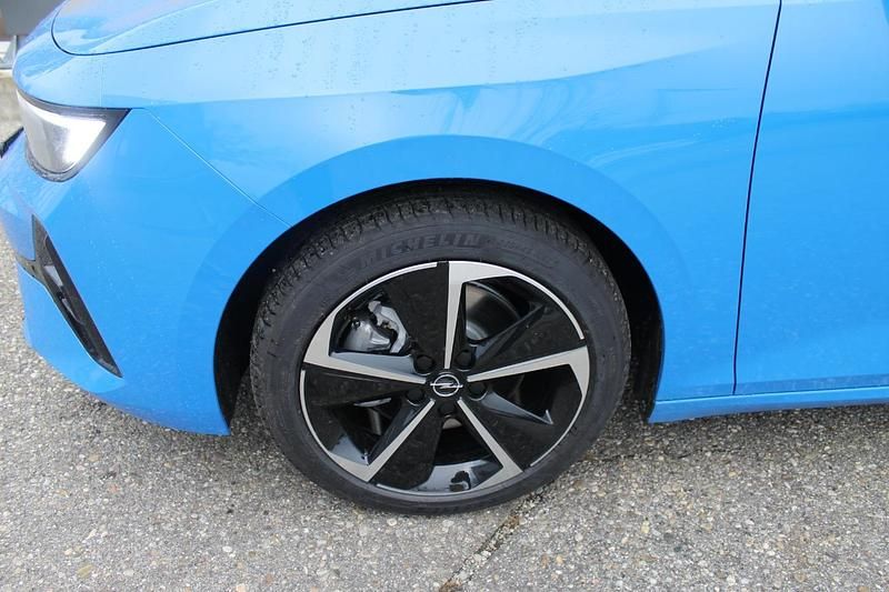 Neu Opel Astra 131 PS (96 kW) 2025 Athletik blau (metallic) Kombi