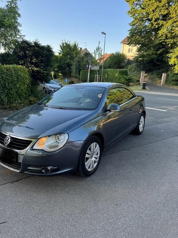 Grau Gebraucht 2008 VW Eos Cabrio | 4.399 € (Guter Preis) - Bild 1/4