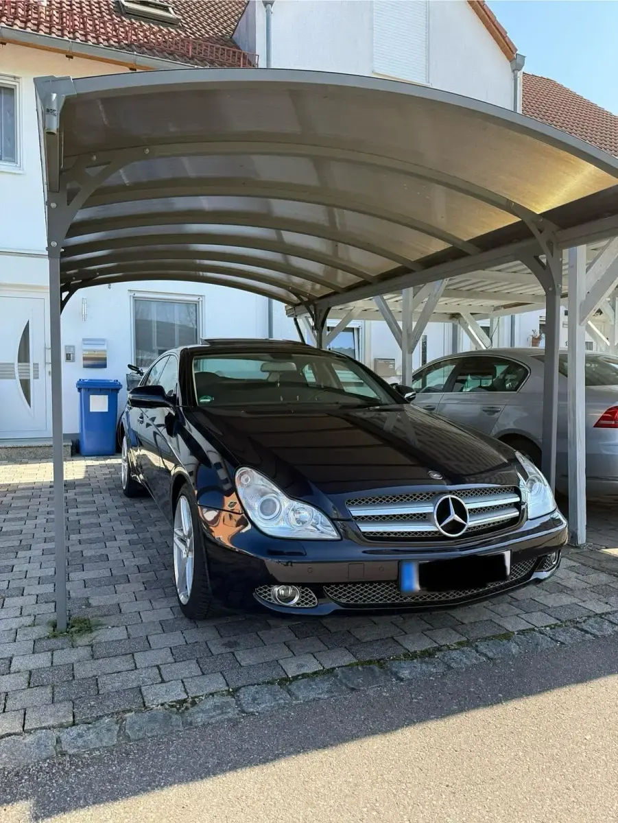Gebraucht Mercedes CLS280 231 PS (169 kW) 2008 Blau Limousine