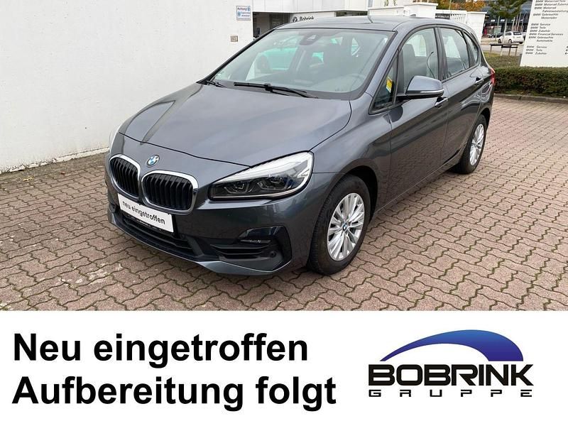 Grau Gebraucht 2021 BMW 218 Active Tourer Advantage Van / Kleinbus | 19.950 € (Superpreis) - Bild 1/3