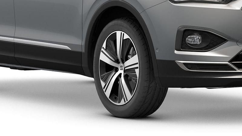 Gebraucht Seat Tarraco Xperience 150 PS (110 kW) 2023 Reflex silber metallic SUV