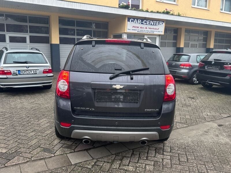 Gebraucht Chevrolet Captiva LT 184 PS (135 kW) 2013 Grau SUV