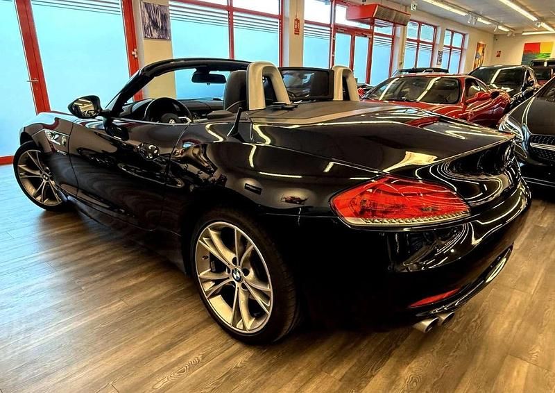 Gebraucht BMW Z4 Performance 184 PS (135 kW) 2015 Saphirschwarz Cabrio