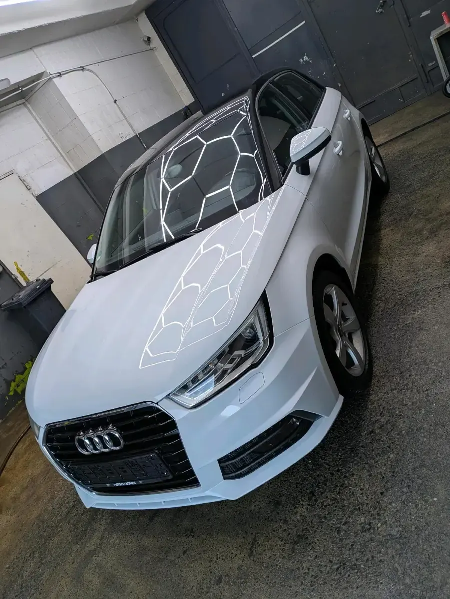 Gebraucht Audi A1 90 PS (66 kW) 2015 Weiß Kleinwagen