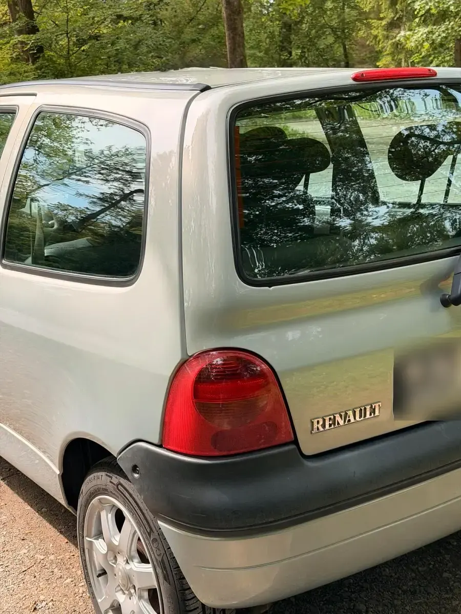 Używany Renault Twingo 58 KM (42 kW) 2002 Srebrny Hatchback