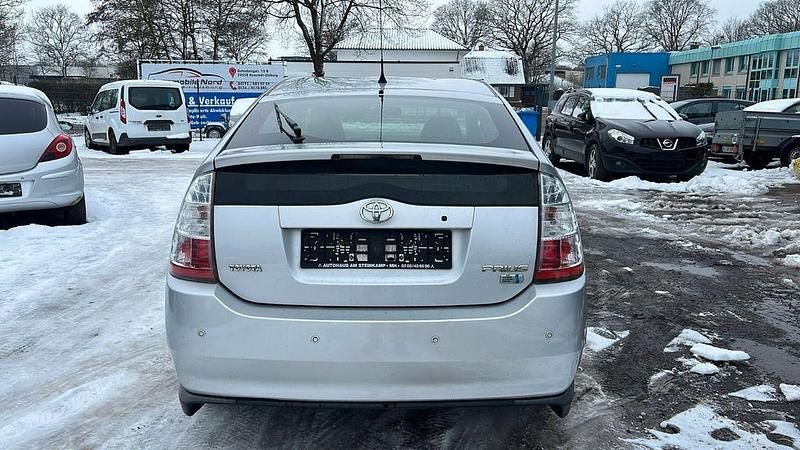 Occasion Toyota Prius Sol 77 ch (56 kW) 2008 Argent Berline