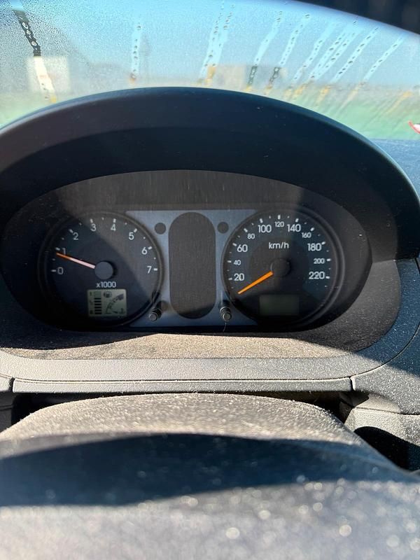 Gebraucht Ford Fiesta 60 PS (44 kW) 2003 Rot Kleinwagen