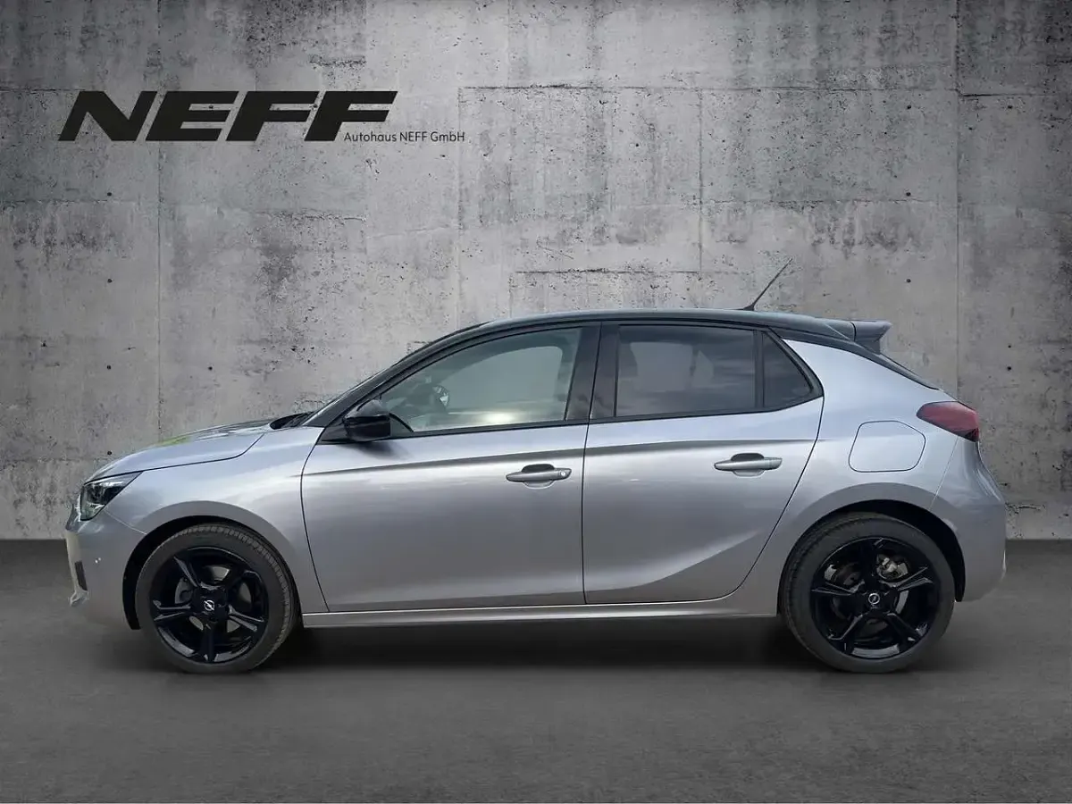 Gebraucht Opel Corsa GS Line 131 PS (96 kW) 2022 Kontrast grau/quarz silber Kleinwagen