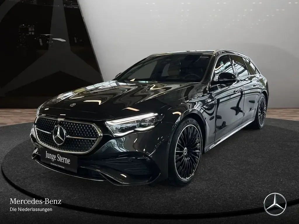 Gebraucht Mercedes E300 AMG 204 PS (150 kW) 2025 Grau Limousine