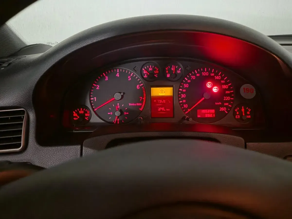Gebraucht Audi A6 S-Line 193 PS (141 kW) 1997 Silber Limousine