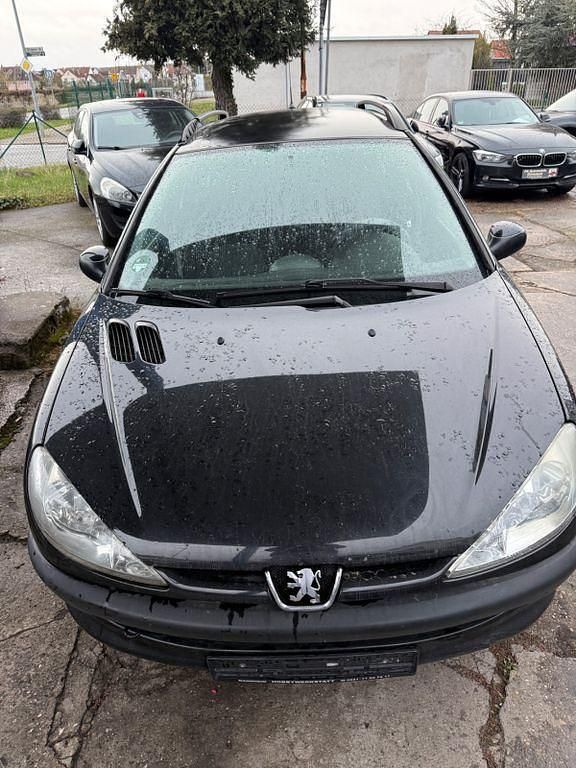Gebraucht Peugeot 206 Filou 88 PS (64 kW) 2004 Schwarz Kombi