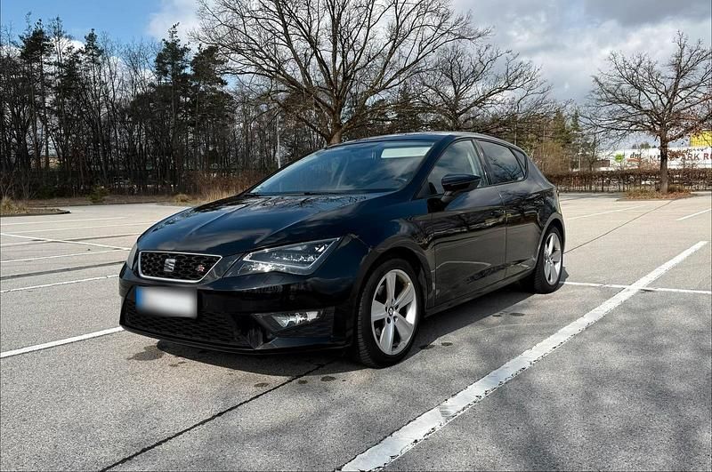 Gebraucht Seat Leon FR 140 PS (102 kW) 2013 Schwarz Limousine