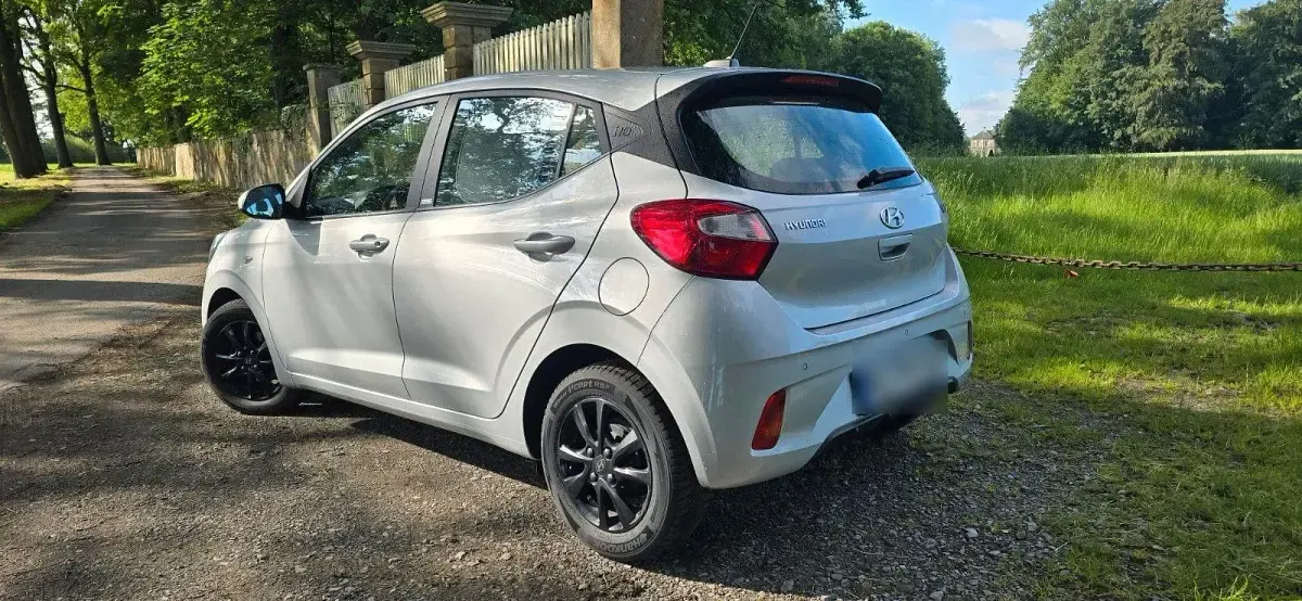 Gebraucht Hyundai i10 Select 67 PS (49 kW) 2021 Silber Kleinwagen