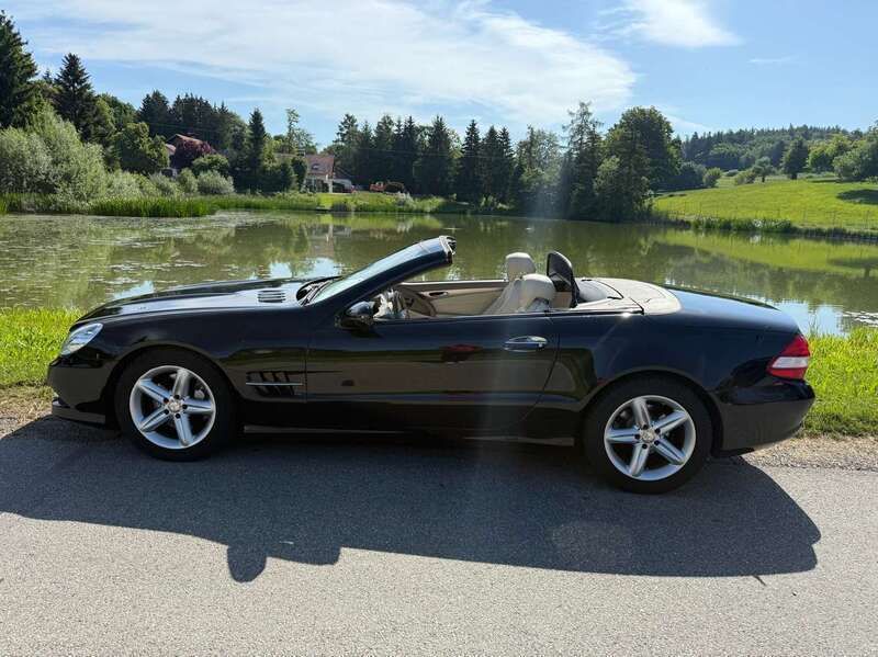 Obsidianschwarz metalliclack Gebraucht 2011 Mercedes SL350 Cabrio | 19.900 € (Guter Preis) - Bild 1/4