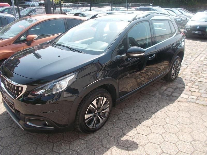 Schwarz Gebraucht 2017 Peugeot 2008 Allure SUV | 6.990 € (Superpreis) - Bild 1/4