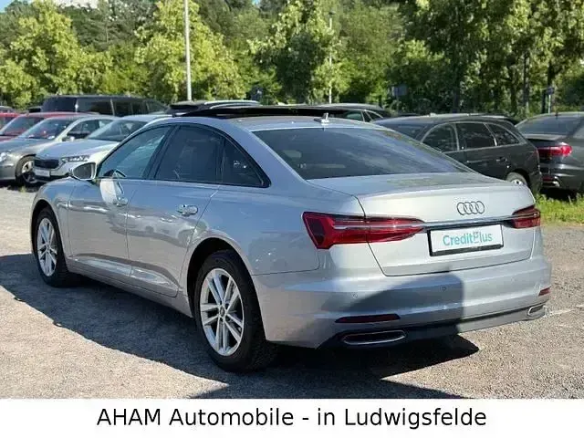 Gebraucht Audi A6 Ambiente 163 PS (119 kW) 2022 Florettsilber metallic Limousine