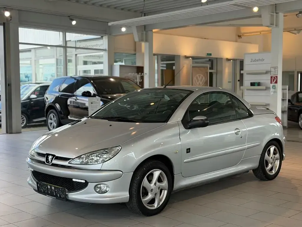 Gebraucht Peugeot 206 CC Sport 109 PS (80 kW) 2007 Grau Cabrio