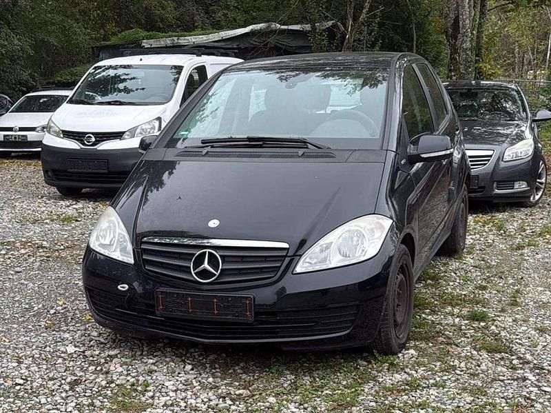 Kosmosschwarz metalliclack Gebraucht 2010 Mercedes A160 Kleinwagen | 2.000 € (Fairer Preis) - Bild 1/4