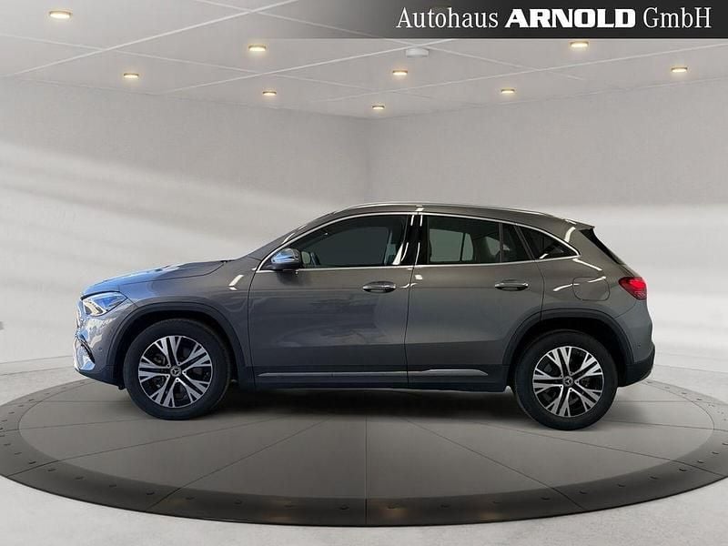 Gebraucht Mercedes GLA250 Progressive 224 PS (164 kW) 2023 Mountaingrau SUV