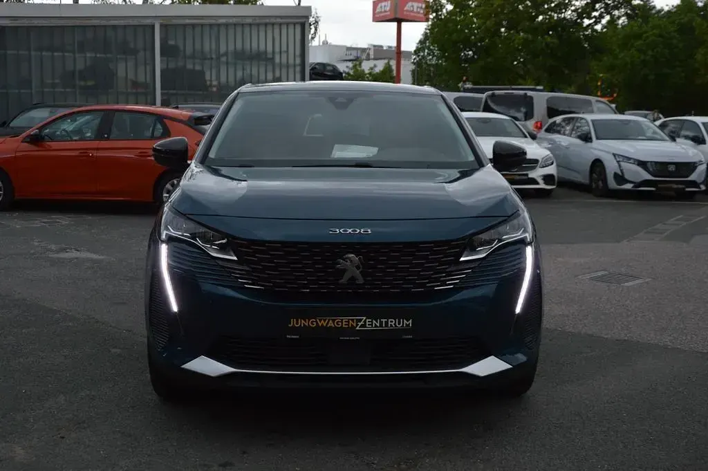 Gebraucht Peugeot 3008 Allure 224 PS (164 kW) 2022 Blau SUV