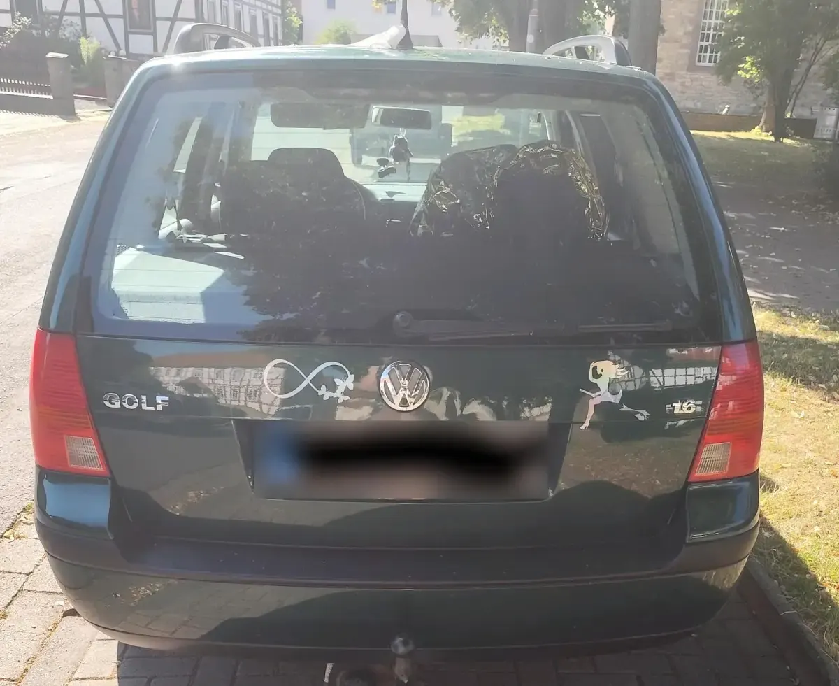 Gebraucht VW Golf III 104 PS (76 kW) 1999 Grün Kombi