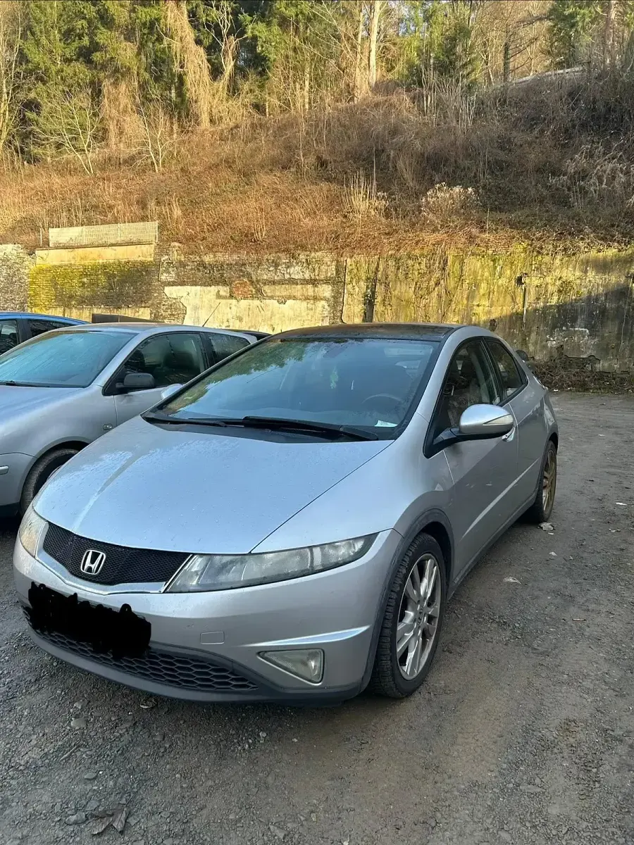 Gebraucht Honda Civic 140 PS (102 kW) 2008 Grau Limousine