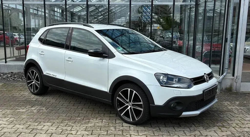 Gebraucht VW Polo Cross 90 PS (66 kW) 2013 Weiß Kleinwagen