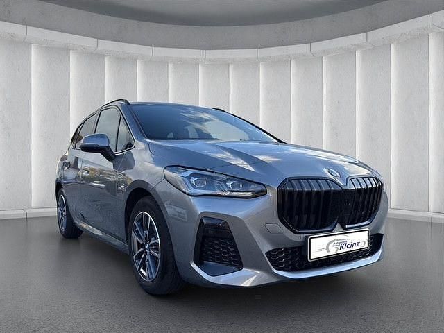 Gebraucht BMW 218 Active Tourer M Sport 136 PS (100 kW) 2024 Grau Van / Kleinbus