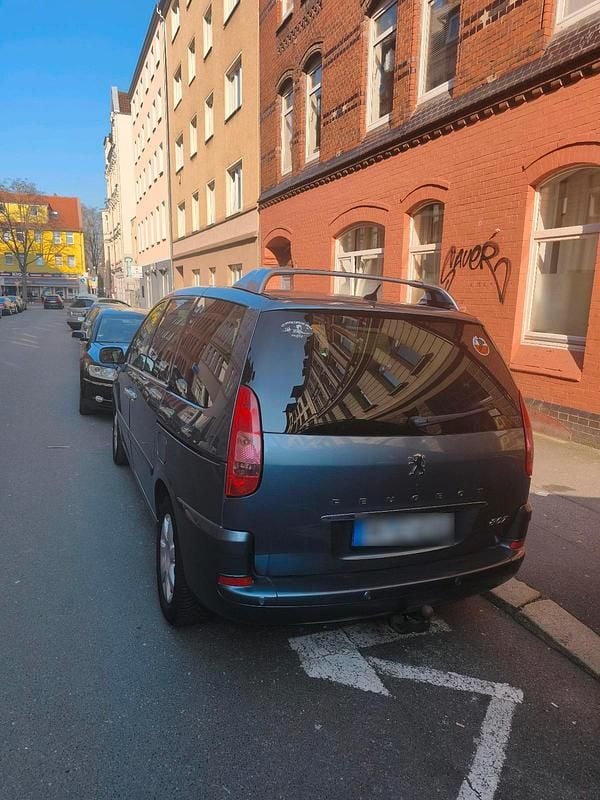 Gebraucht Peugeot 807 136 PS (100 kW) 2008 Grau Van / Kleinbus