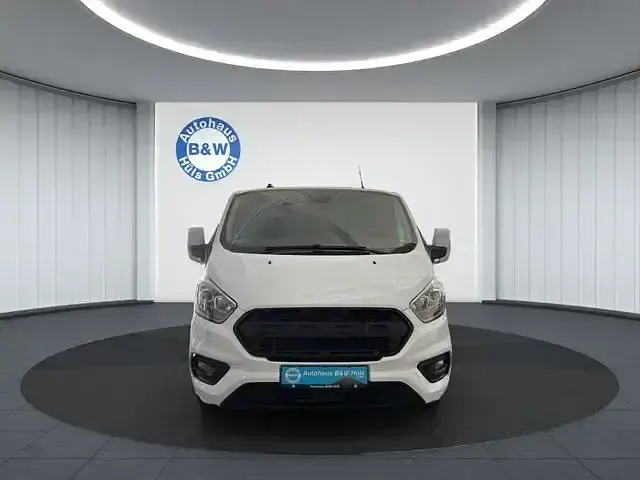 Gebraucht Ford Transit Custom Trend 131 PS (96 kW) 2022 Weiß Van / Kleinbus