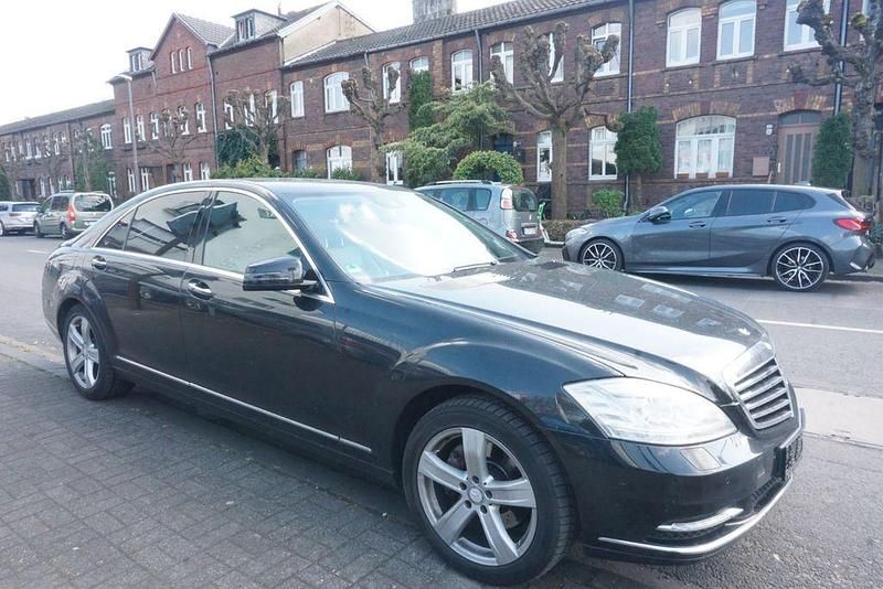 Gebraucht Mercedes S350 258 PS (189 kW) 2012 Schwarz Limousine